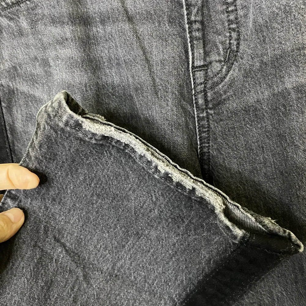 Madewell Women's Charcoal Straight Leg Jeans - Picture 7 of 16